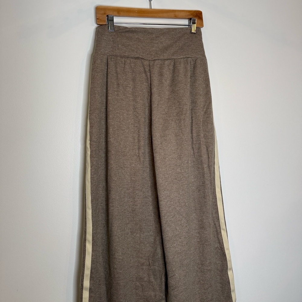 NWOT Halara ribbed high waisted wide leg lounge pants size large taupe - Picture 7 of 13